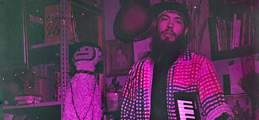 d i m e n s i o n // p e r s p e c t I v e Reviewed in The Wire