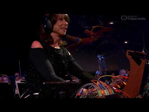 Suzanne Ciani & Metropole Orkest conducted by Simon Dobson - CIANI